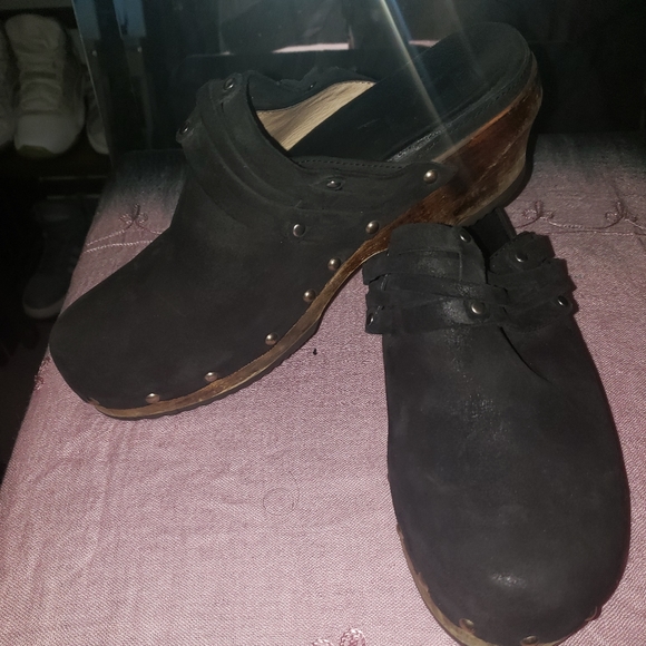 Frye clogs - Picture 2 of 7